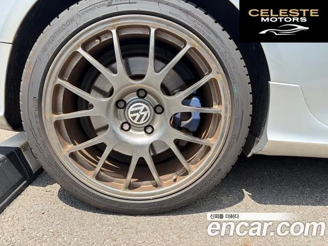 VOLKSWAGEN 5R32 2007 — photo 14 sur 21