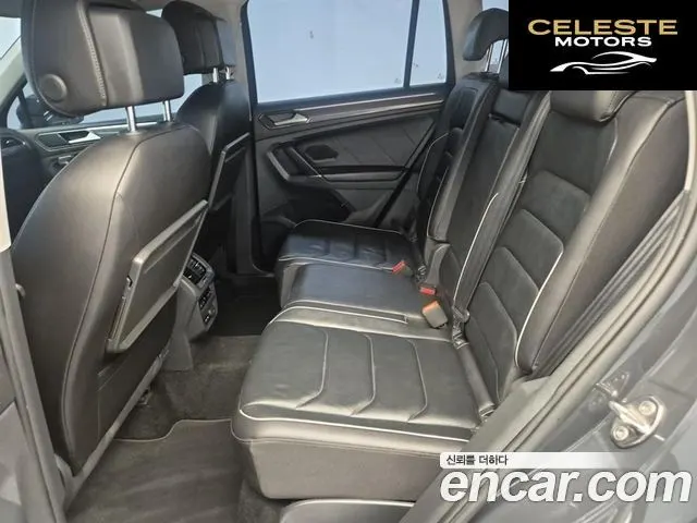 VOLKSWAGEN 22.0 TDI 2018 — photo 11 sur 26