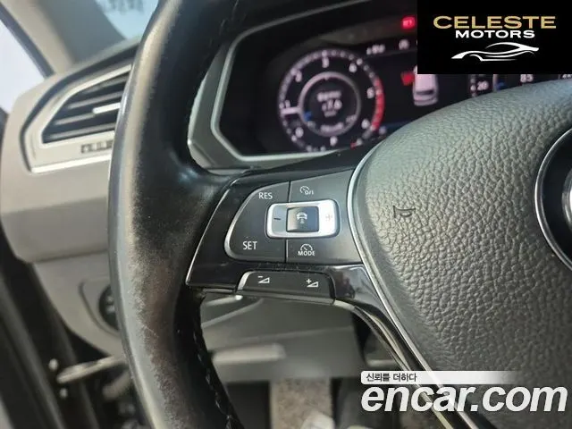 VOLKSWAGEN 22.0 TDI 2018 — photo 13 sur 26