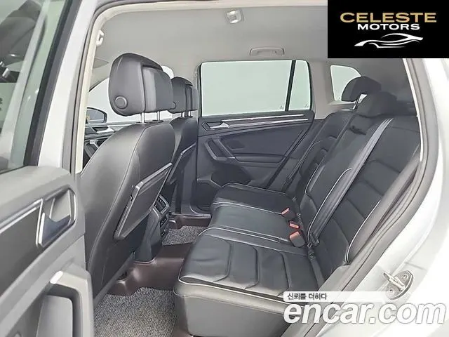 VOLKSWAGEN 22.0 TDI Premium 2018 — photo 12 sur 26