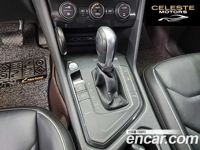 VOLKSWAGEN 22.0 TDI Premium 2018 — photo 8 sur 26