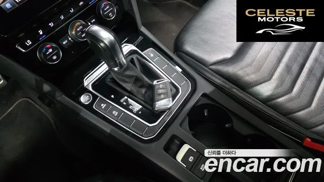 VOLKSWAGEN 2.0 TDI 2019 — photo 12 sur 34