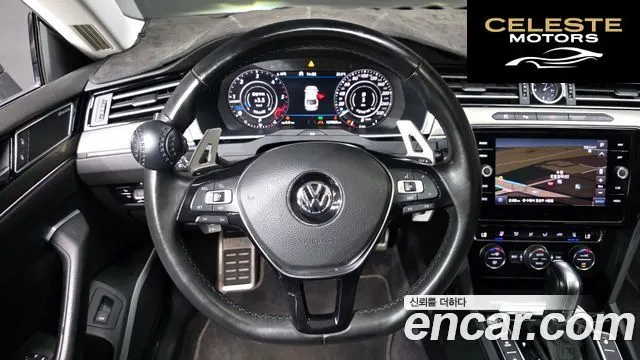 VOLKSWAGEN 2.0 TDI 2019 — photo 20 sur 34