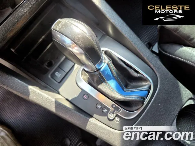 VOLKSWAGEN 2.0 TSI R 2014 — photo 14 sur 26
