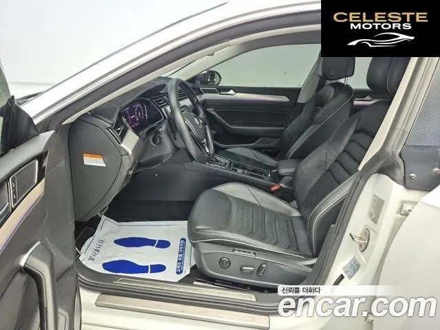 VOLKSWAGEN 2.0 TDI Premium 2020 — photo 11 sur 25